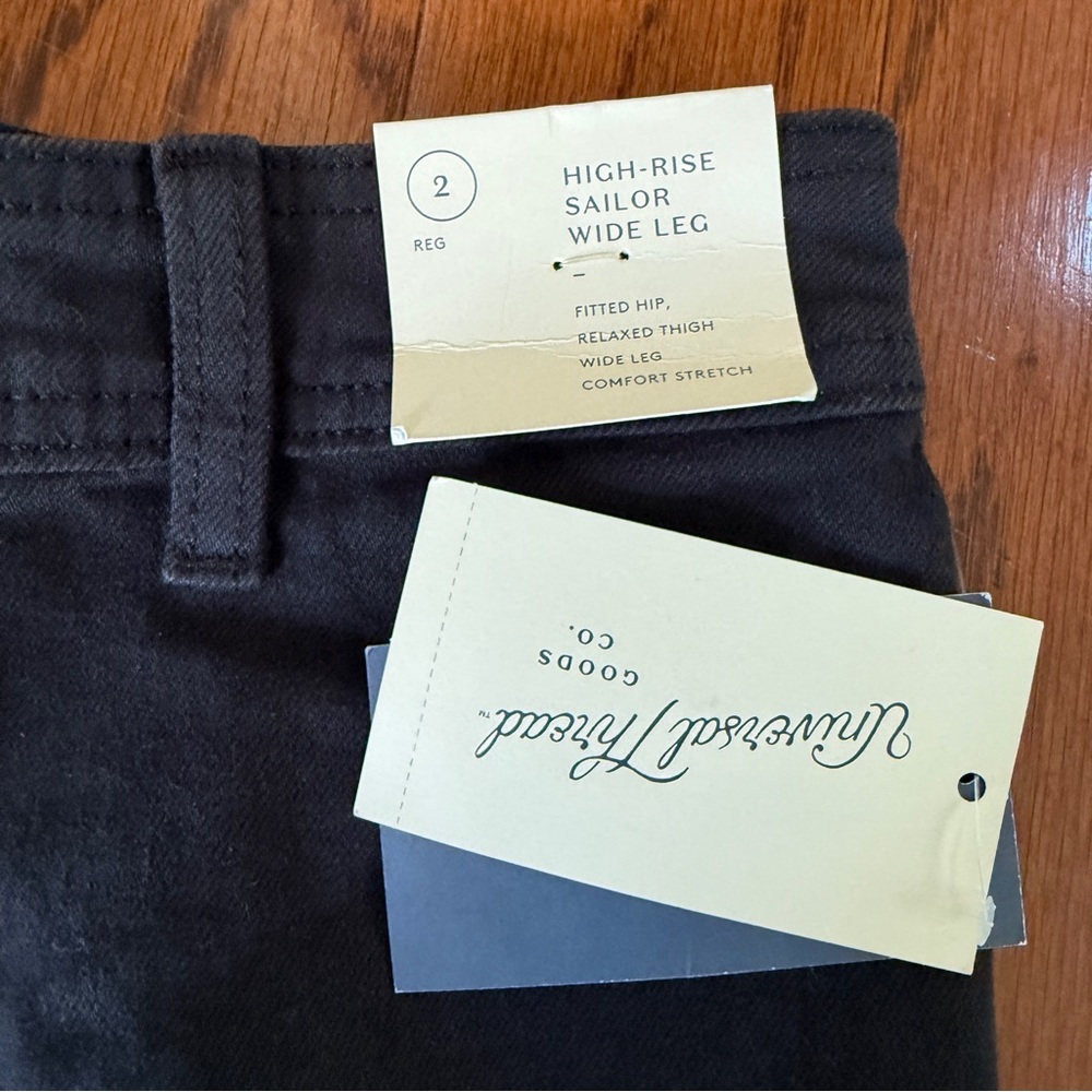 Black High-Rise Sailor Wide-Leg Ankle Jeans - Picture 5 of 8